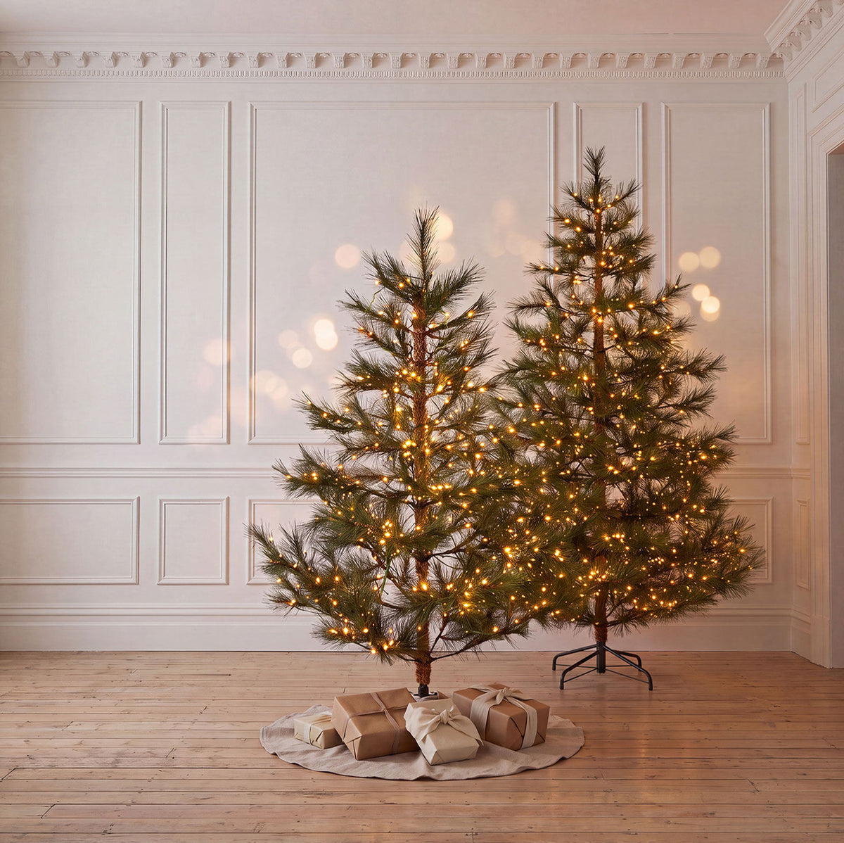 7.5 ft Pre-Lit Scandi Christmas Tree with 860 Warm White LED Lights and 342 Tips
